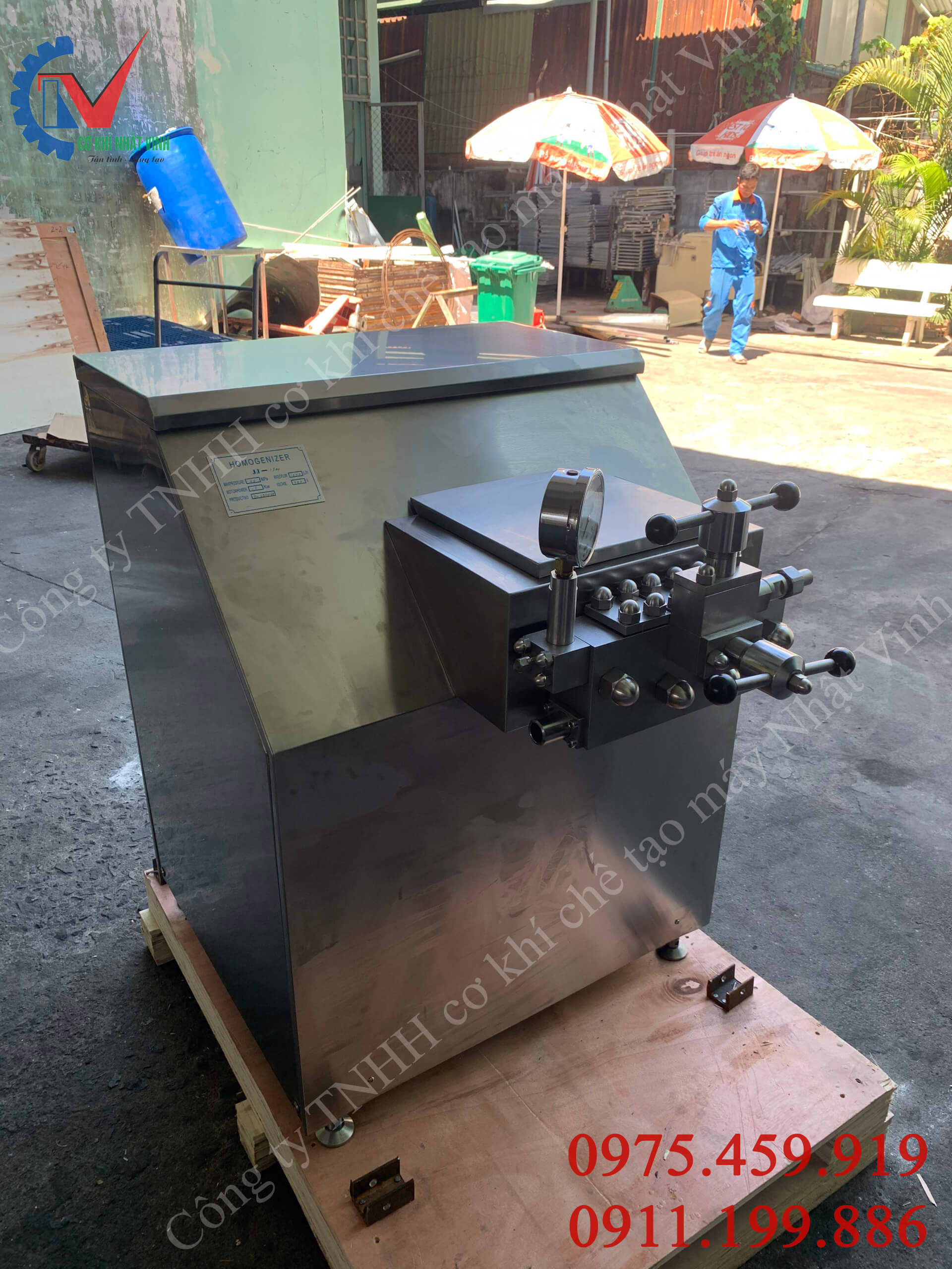 Máy đồng hóa sữa áp lực cao